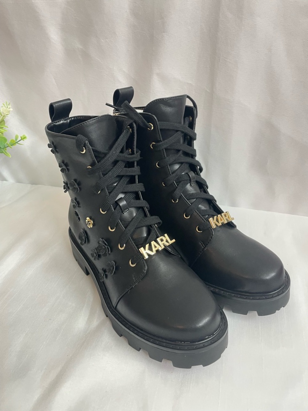 Karl Lagerfeld Paris Mela Fleur Black Floral Combat Boots w Gold Accents US 9.5 - Picture 13 of 14